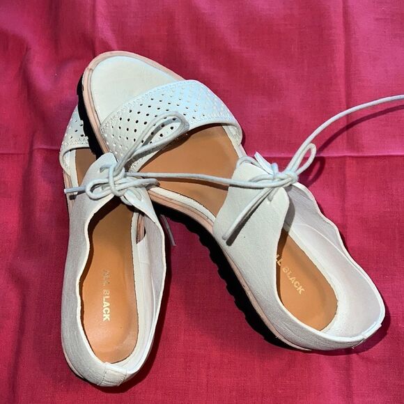 ALL BLACK platform cream off-white sandals. EUC. Size EU39.  US 8.5 - Picture 2 of 6